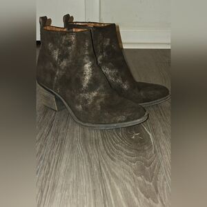 LK Natania Lucky Brand Rugged Suede Bootie Leather Upper 7.5 Women Shoes